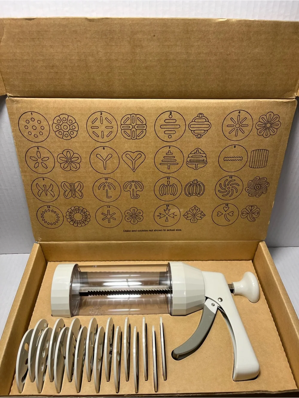 Pampered chef cookie press
